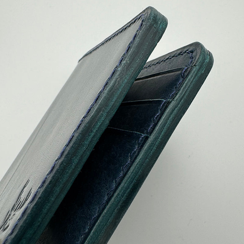 The Doc Brown Bifold in Navy